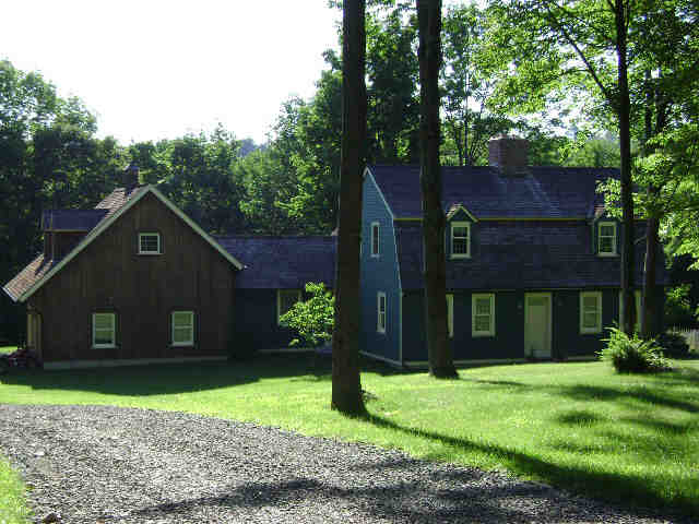Building photograph for 269 MUNGER LN
